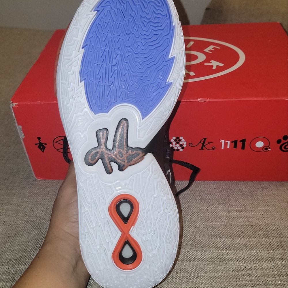 2022 Kyrie Infinity "Fire and Ice" - Picture 7 of 14